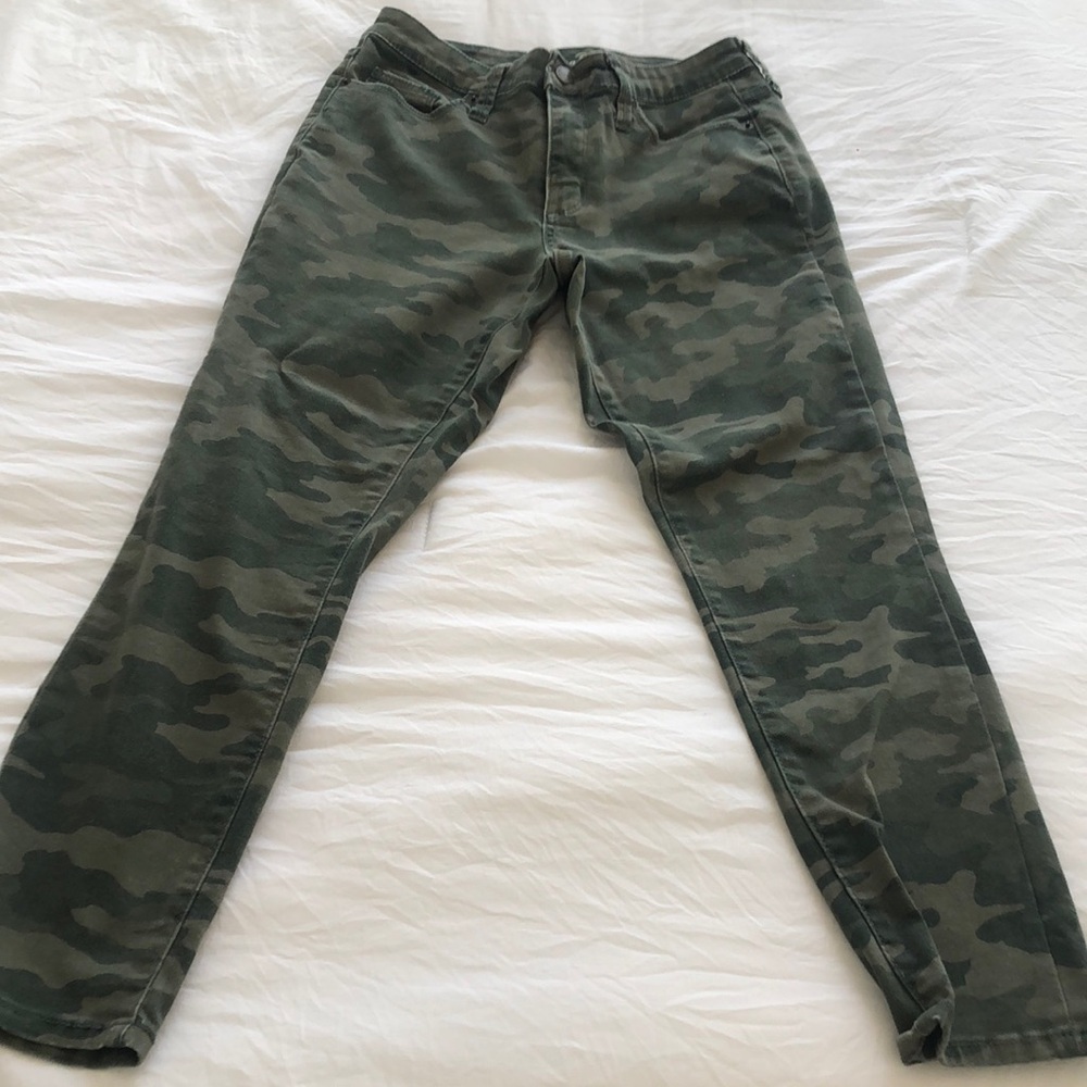 Women’s green camo jeans